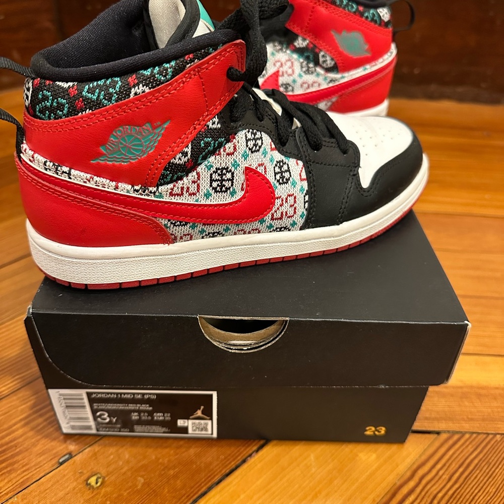 Jordan 1 Mid SE (PS) White/University/ Red- Black Sneakers